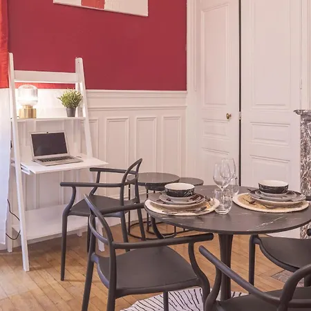 Bonappart 4 - Charme Napoleonien & Confort - Climatisation Troyes