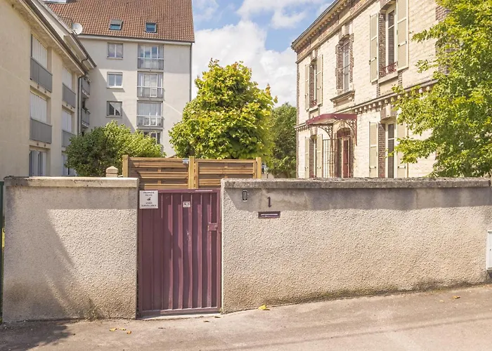 Lägenhet Bonappart 4 - Charme Napoleonien & Confort